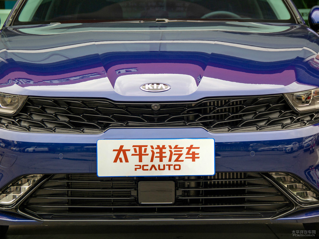 鉆海藍起亞K5凱酷車頭外觀圖片