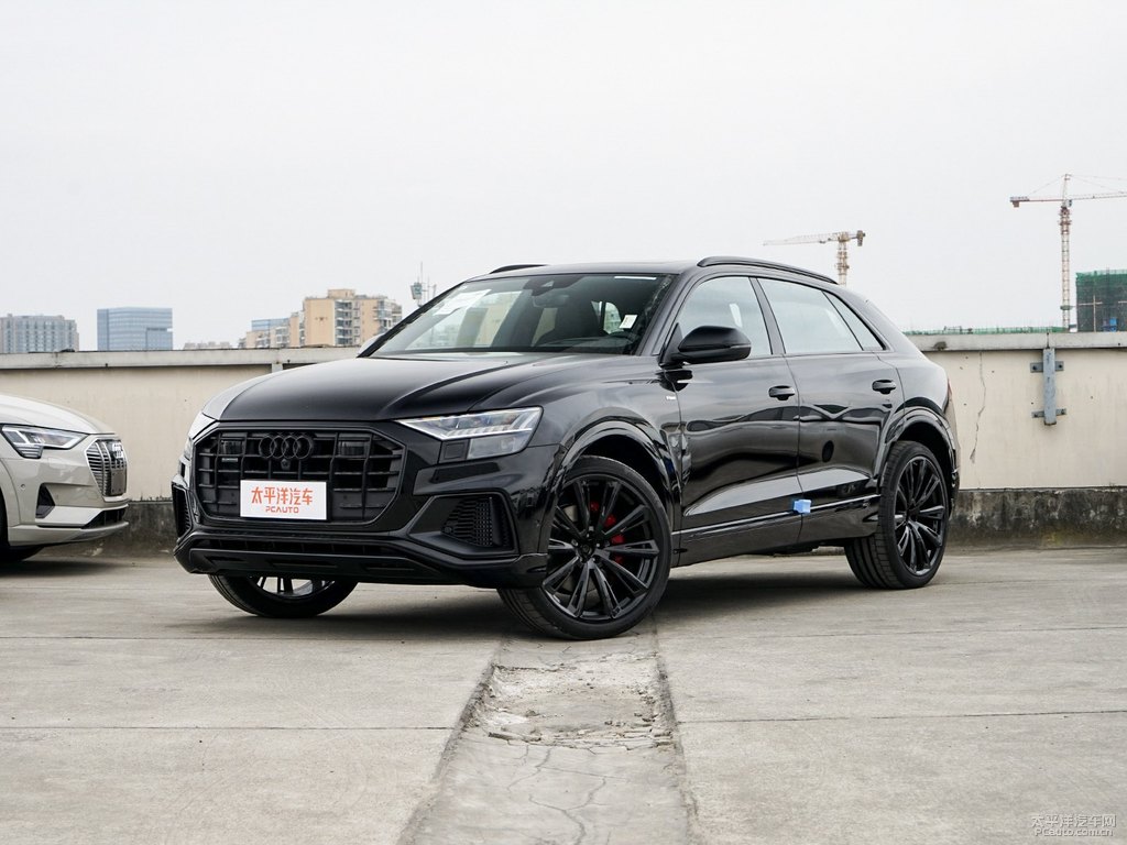 墨黑奧迪Q8整車外觀外觀圖片