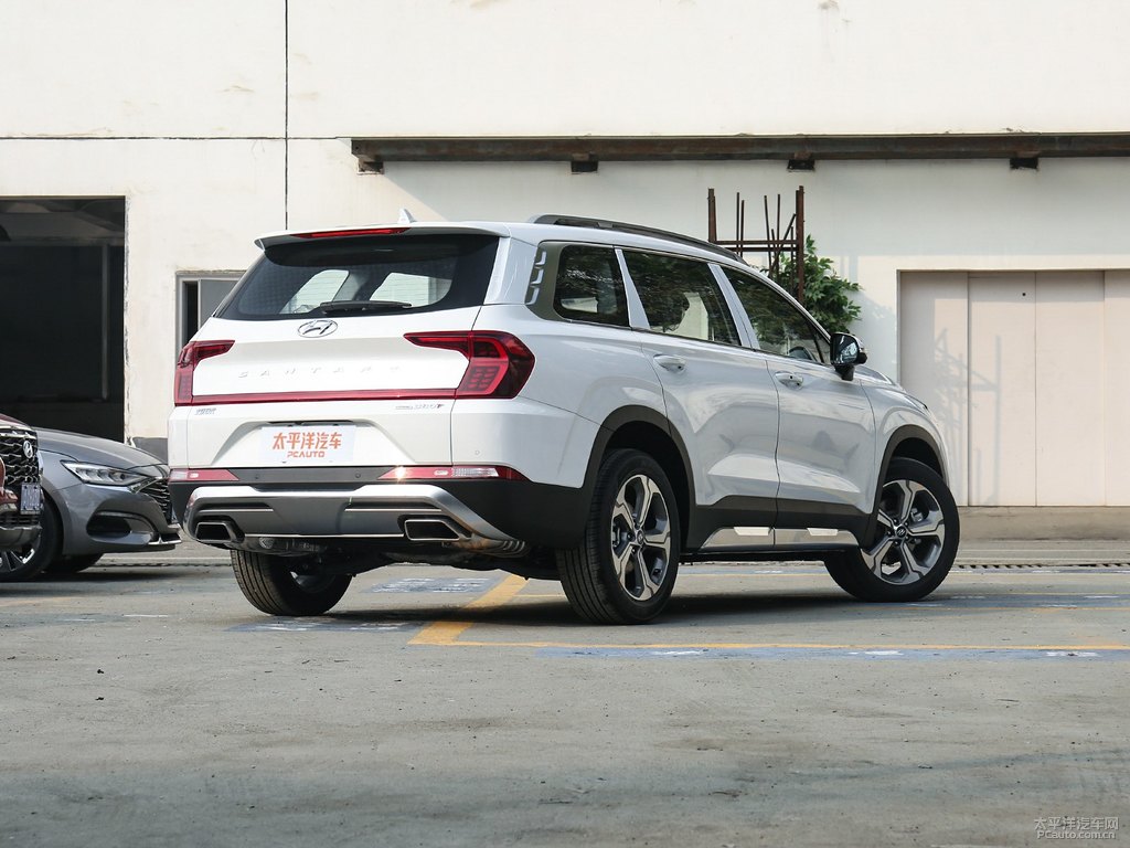 水晶白勝達(dá)整車外觀外觀圖片