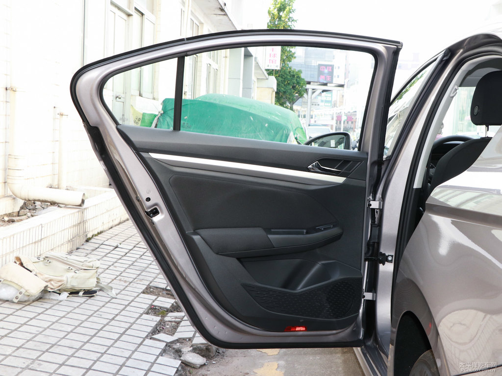 海貝金寶來車廂內(nèi)飾圖片