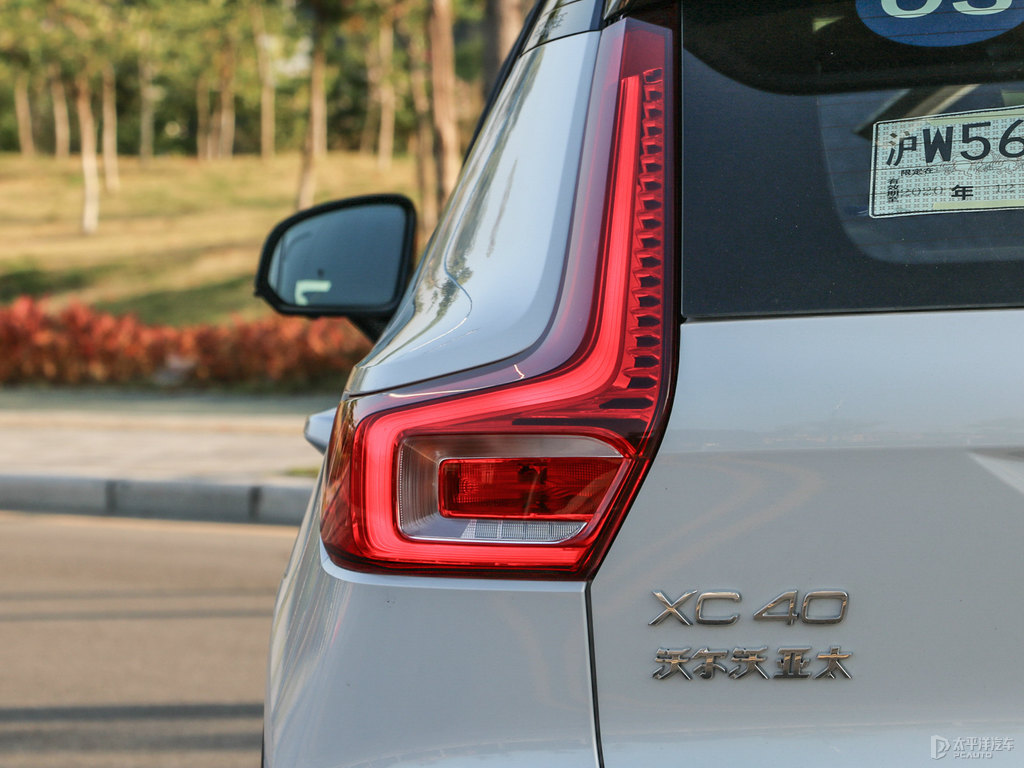 ɫ/֠XC40Դ܇β^DƬ