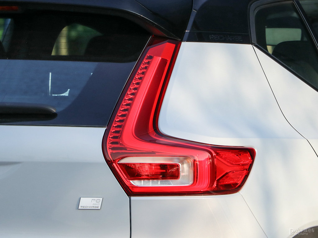 ɫ/֠XC40Դ܇β^DƬ
