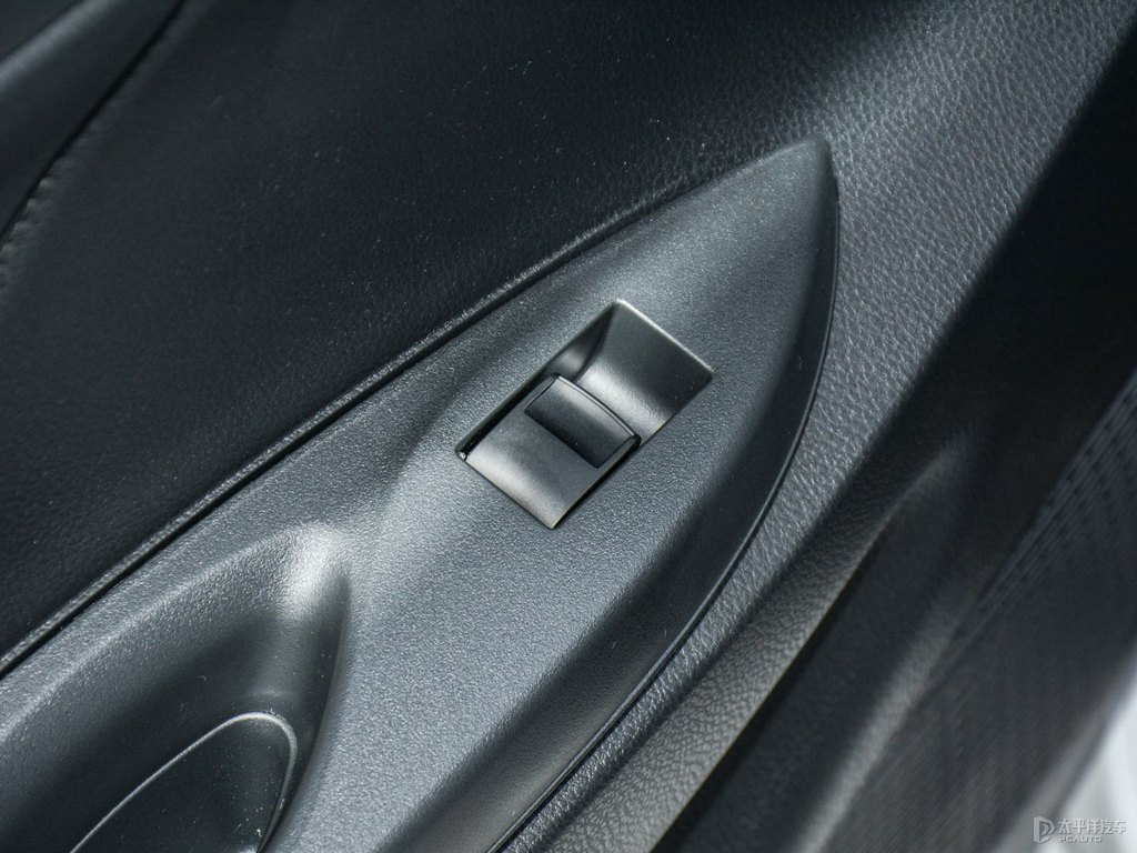 超級白色威馳FS車廂內(nèi)飾圖片