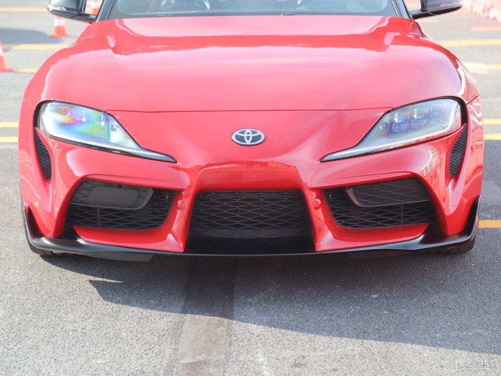 pϼtSSUPRA܇^^DƬ