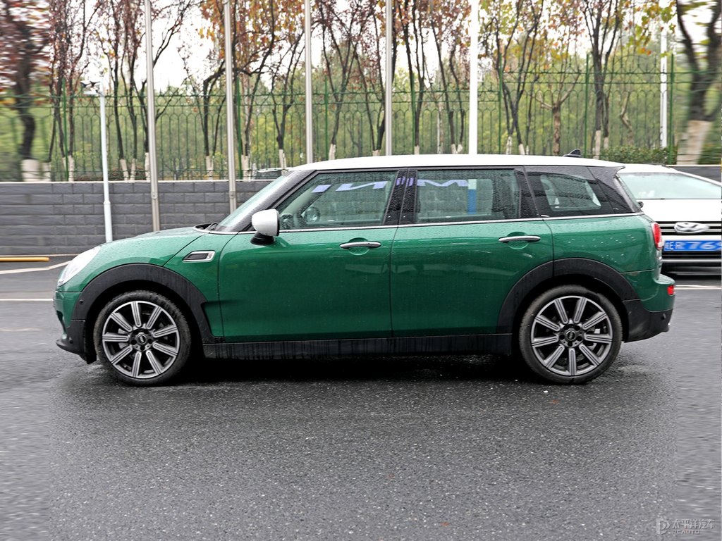 白色/英倫綠MINI CLUBMAN整車(chē)外觀外觀圖片