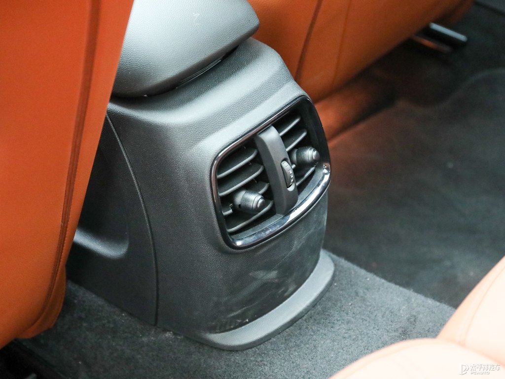 白色/英倫綠MINI CLUBMAN座椅內(nèi)飾圖片