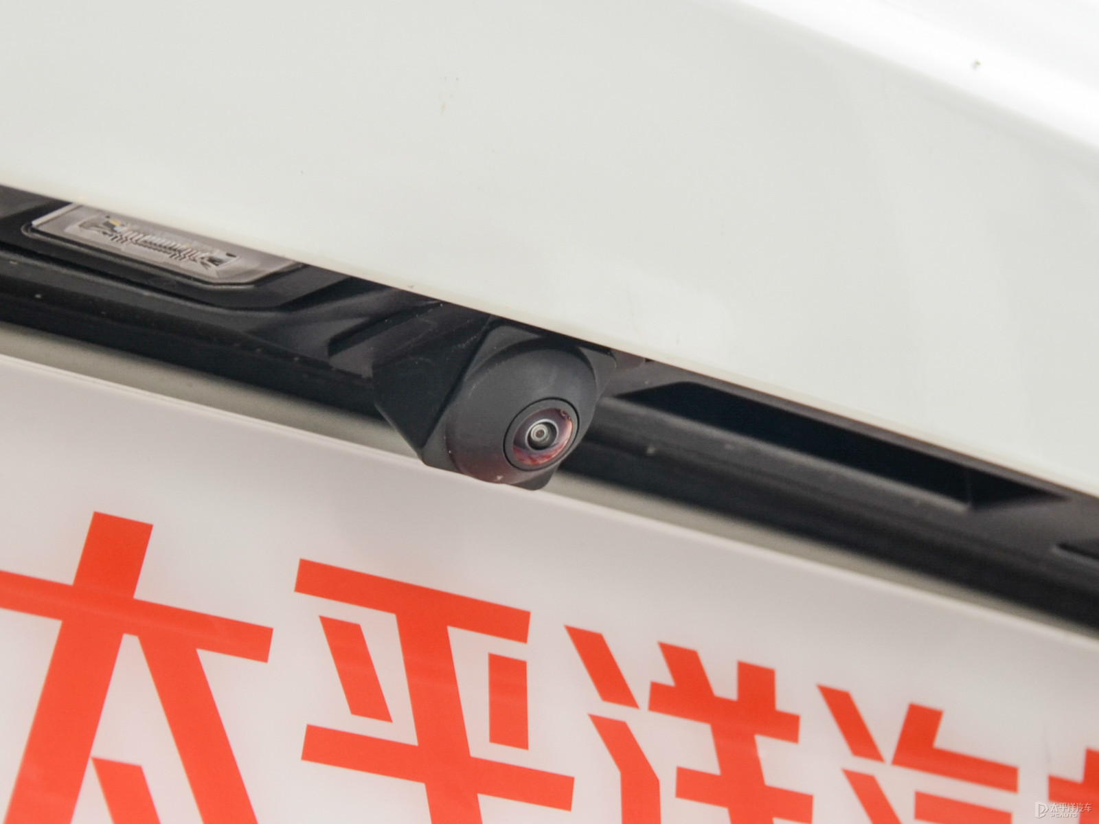 瑞虎8外觀高清大圖