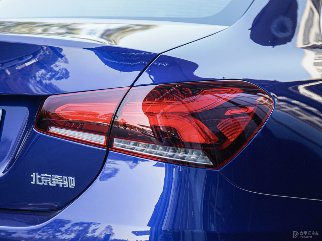 星野藍(lán)奔馳A級車尾外觀圖片