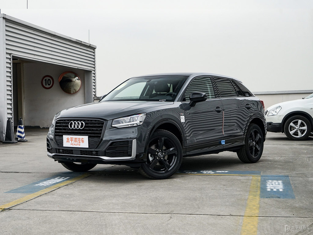 納諾灰奧迪Q2L整車外觀外觀圖片