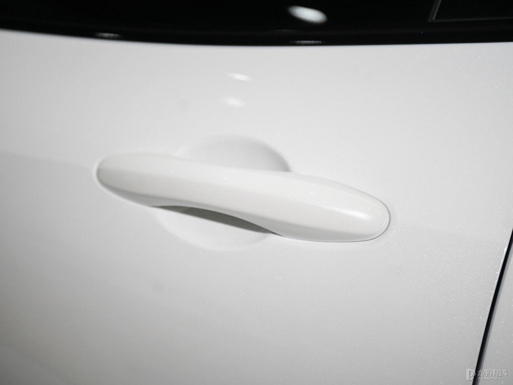 ѩκ VV7-PHEV܇(ch)^DƬ