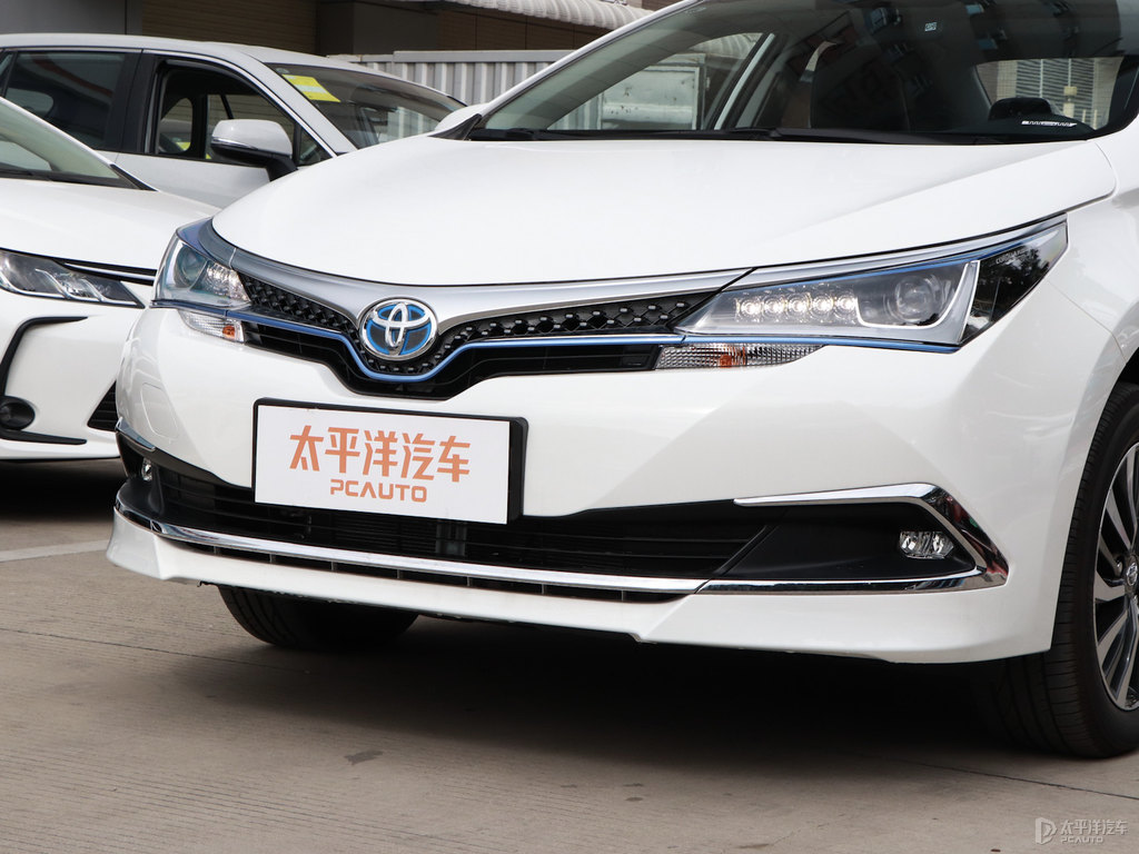 超級(jí)白色卡羅拉雙擎E+車頭外觀圖片