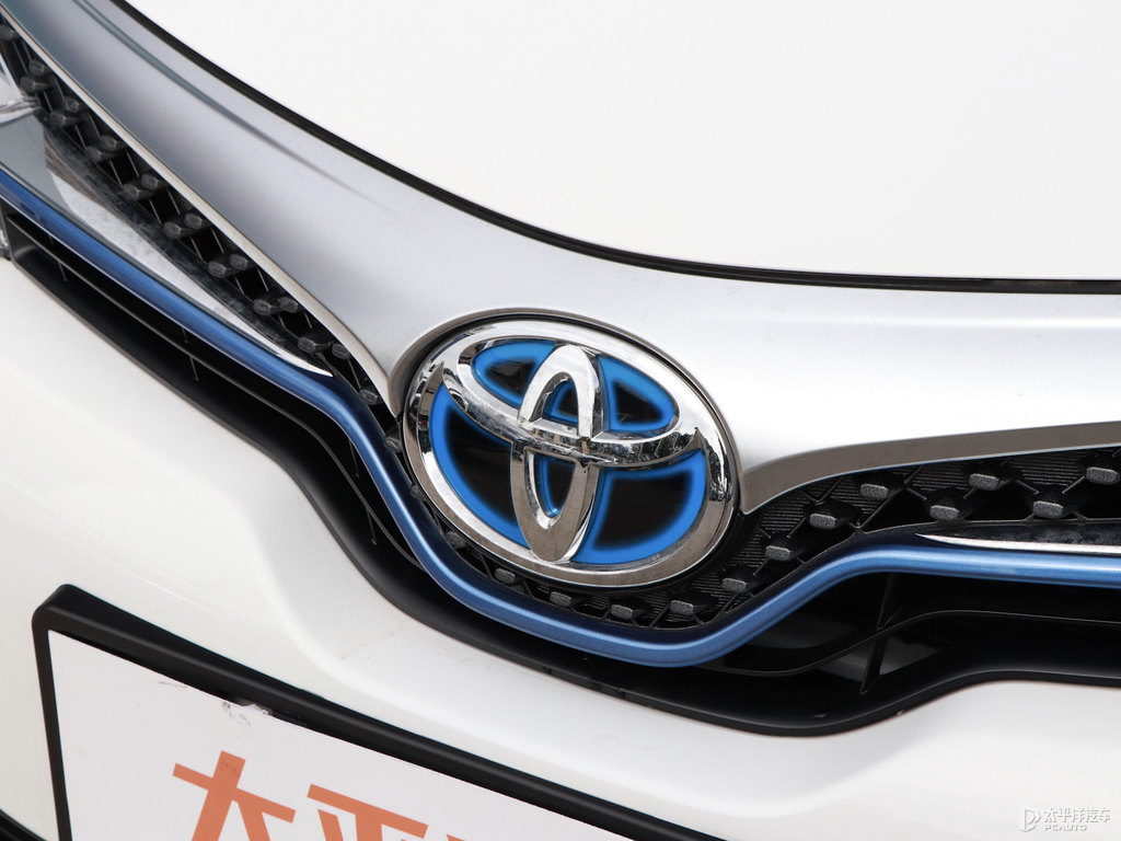超級白色卡羅拉雙擎E+車頭外觀圖片