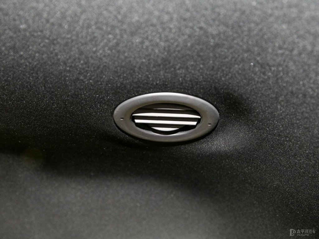 皓月白銳界L車廂內(nèi)飾圖片
