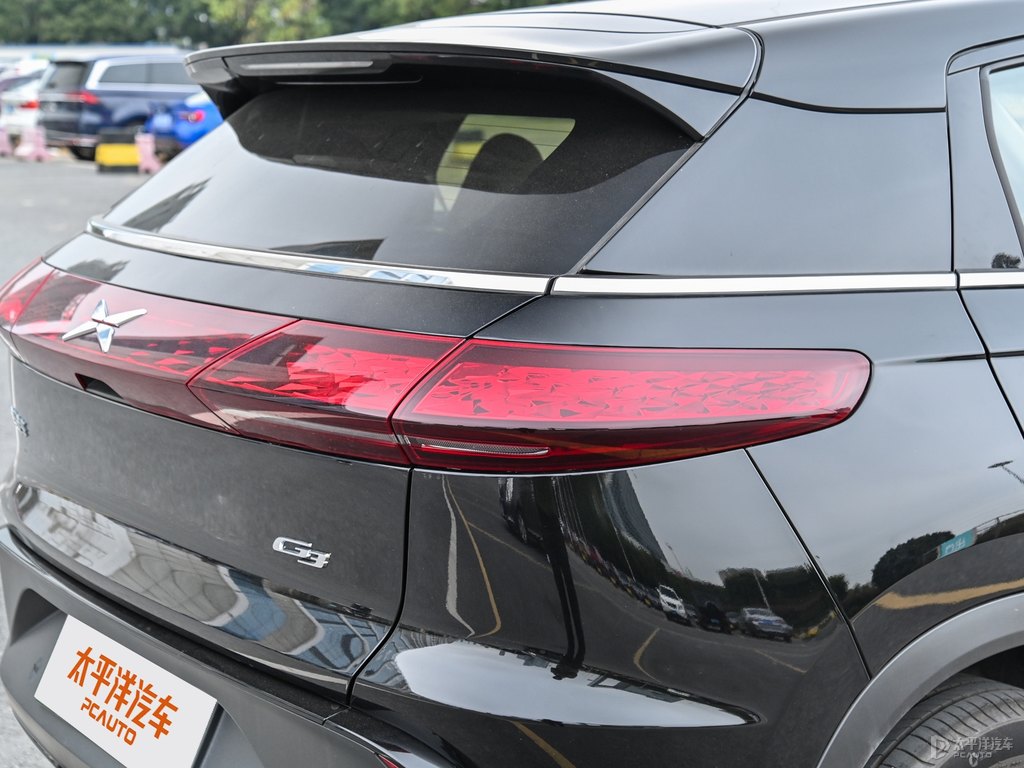 靜謐黑小鵬G3車(chē)尾外觀圖片