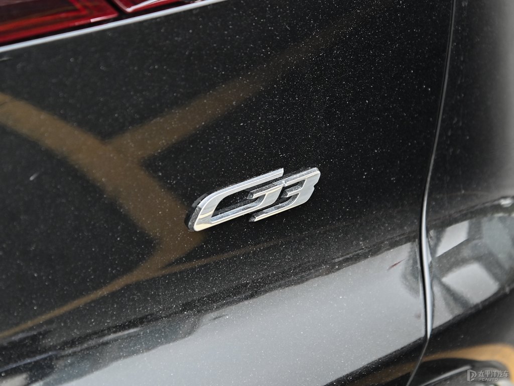 靜謐黑小鵬G3車尾外觀圖片