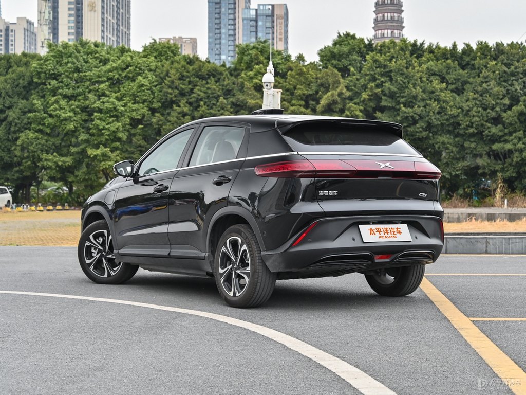 靜謐黑小鵬G3整車外觀外觀圖片