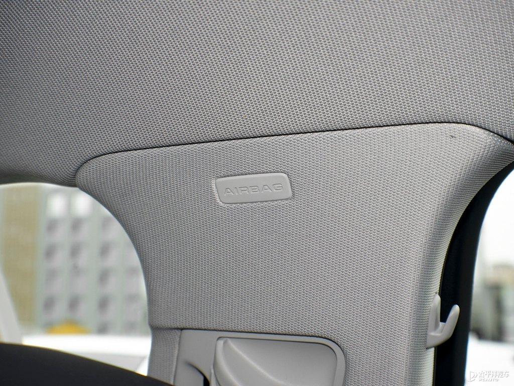 阿瓦隆綠奧迪A6(進(jìn)口)車廂內(nèi)飾圖片