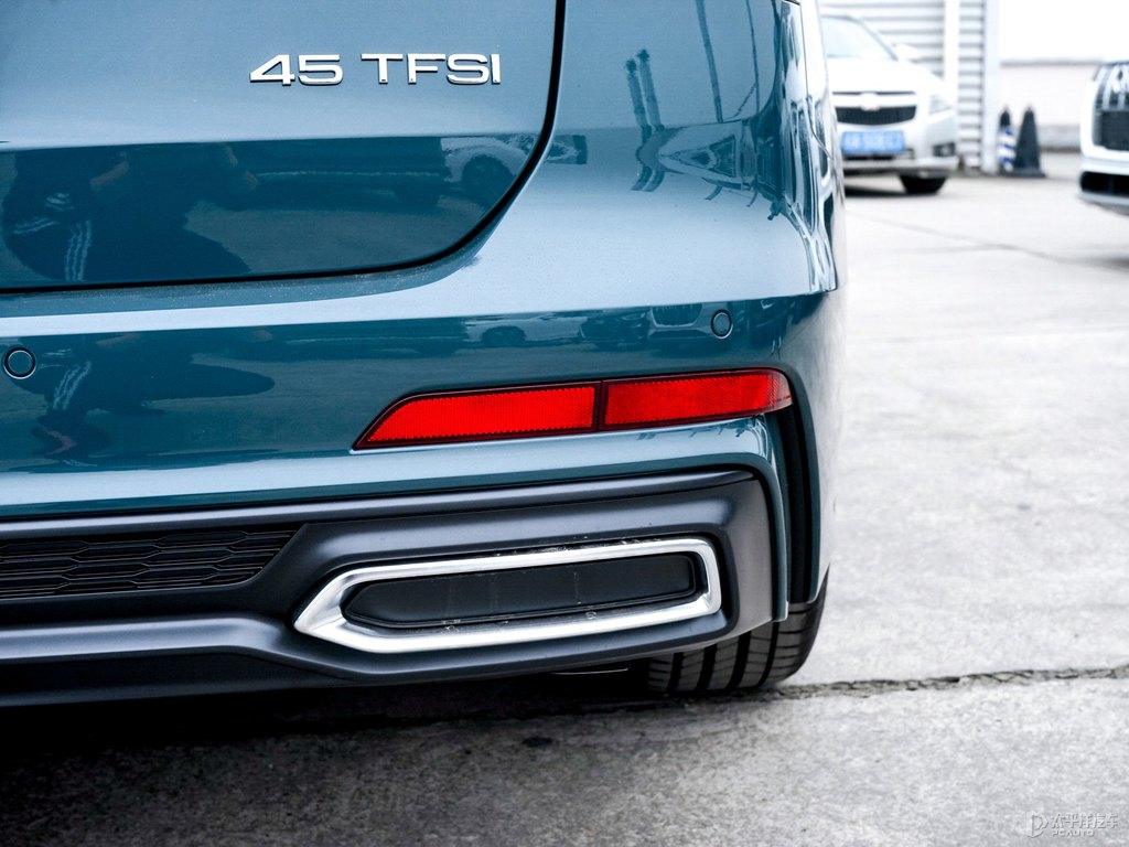 阿瓦隆綠奧迪A6(進(jìn)口)車尾外觀圖片