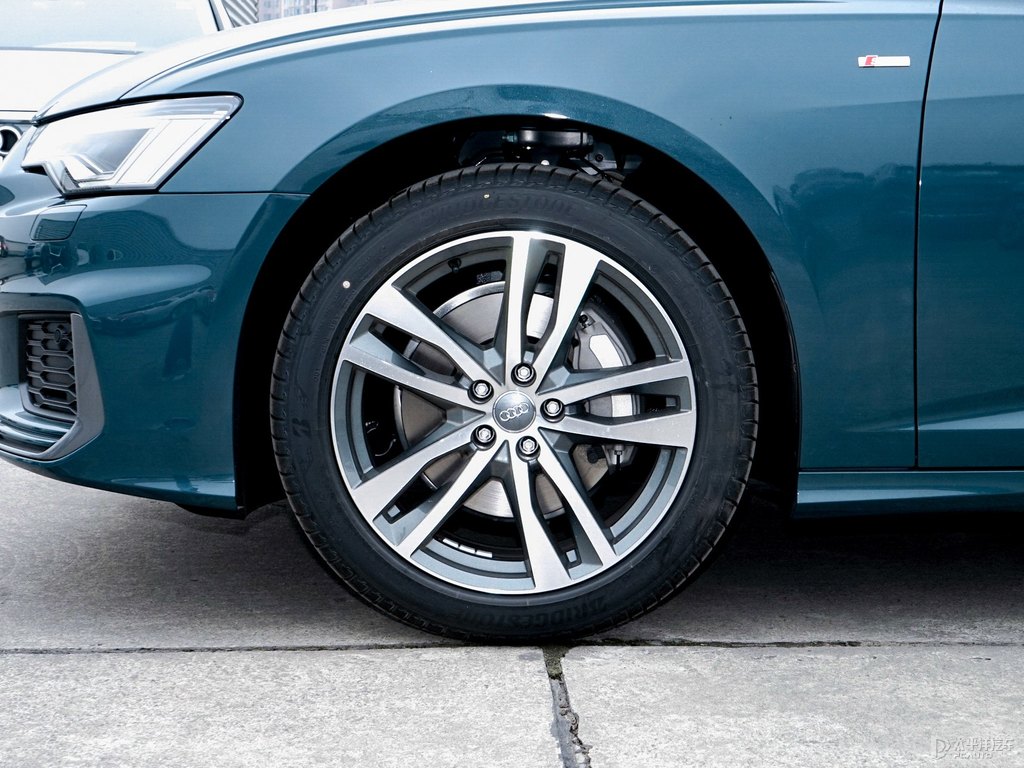 阿瓦隆綠奧迪A6(進口)車身外觀圖片