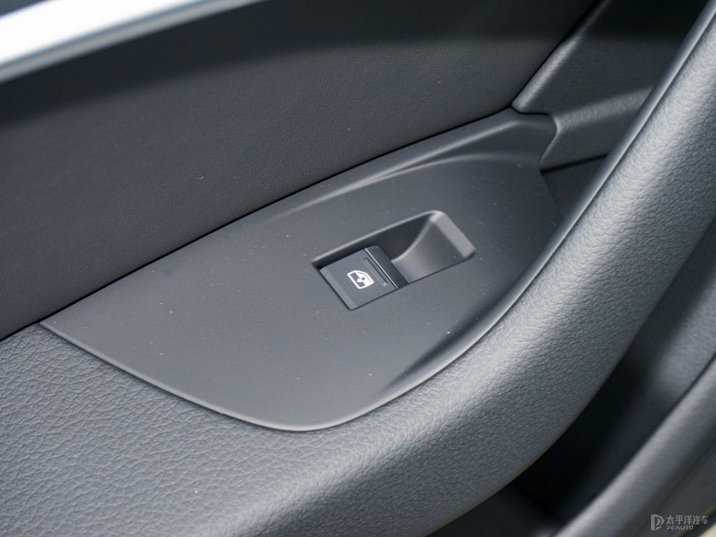 阿瓦隆綠奧迪A6(進口)車廂內(nèi)飾圖片