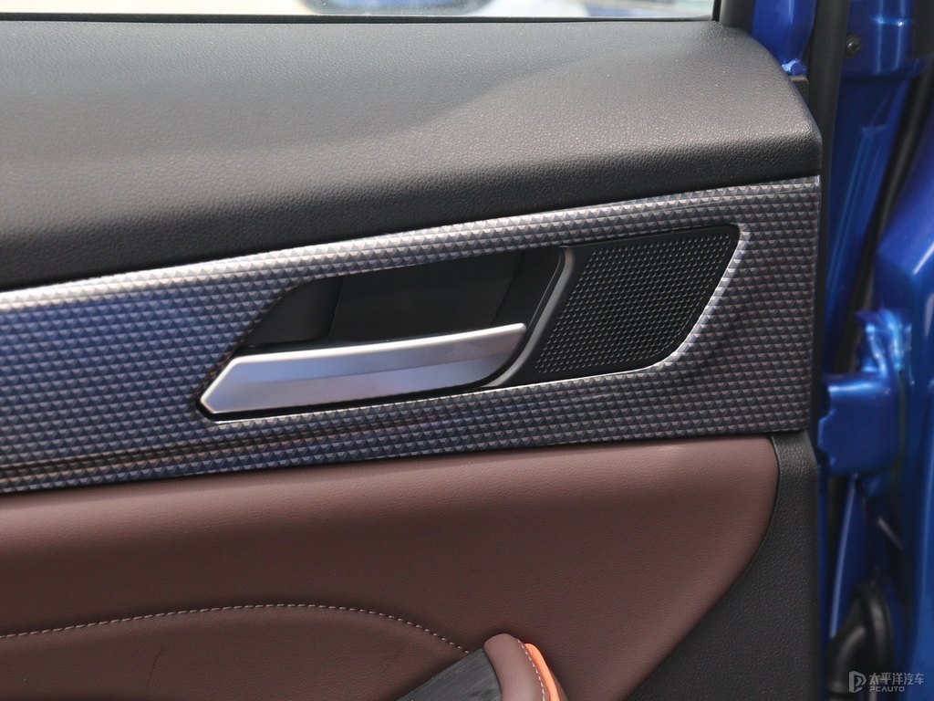 深海藍(lán)哈弗F7車廂內(nèi)飾圖片