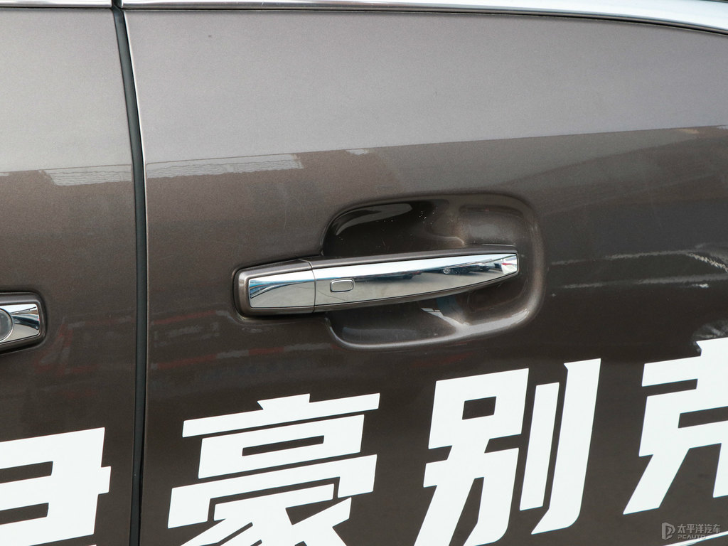 牛津棕別克GL8車身外觀圖片