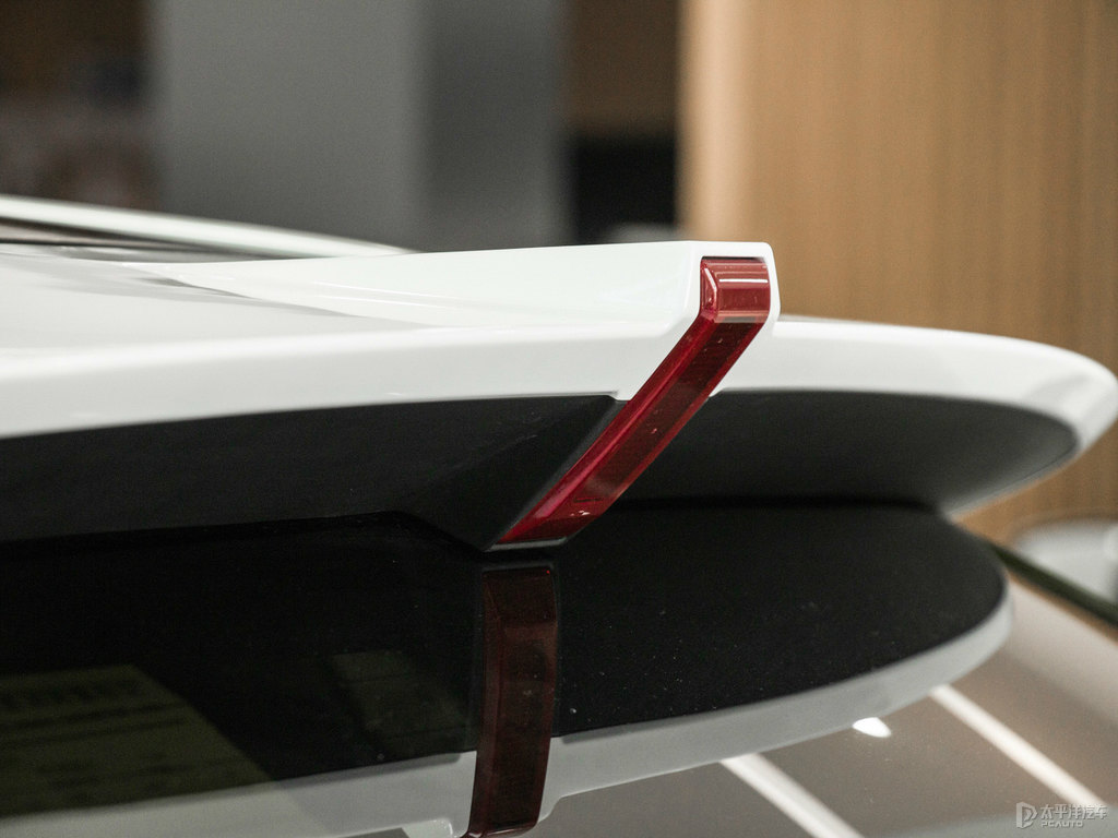 雪域白魏牌 VV5車尾外觀圖片