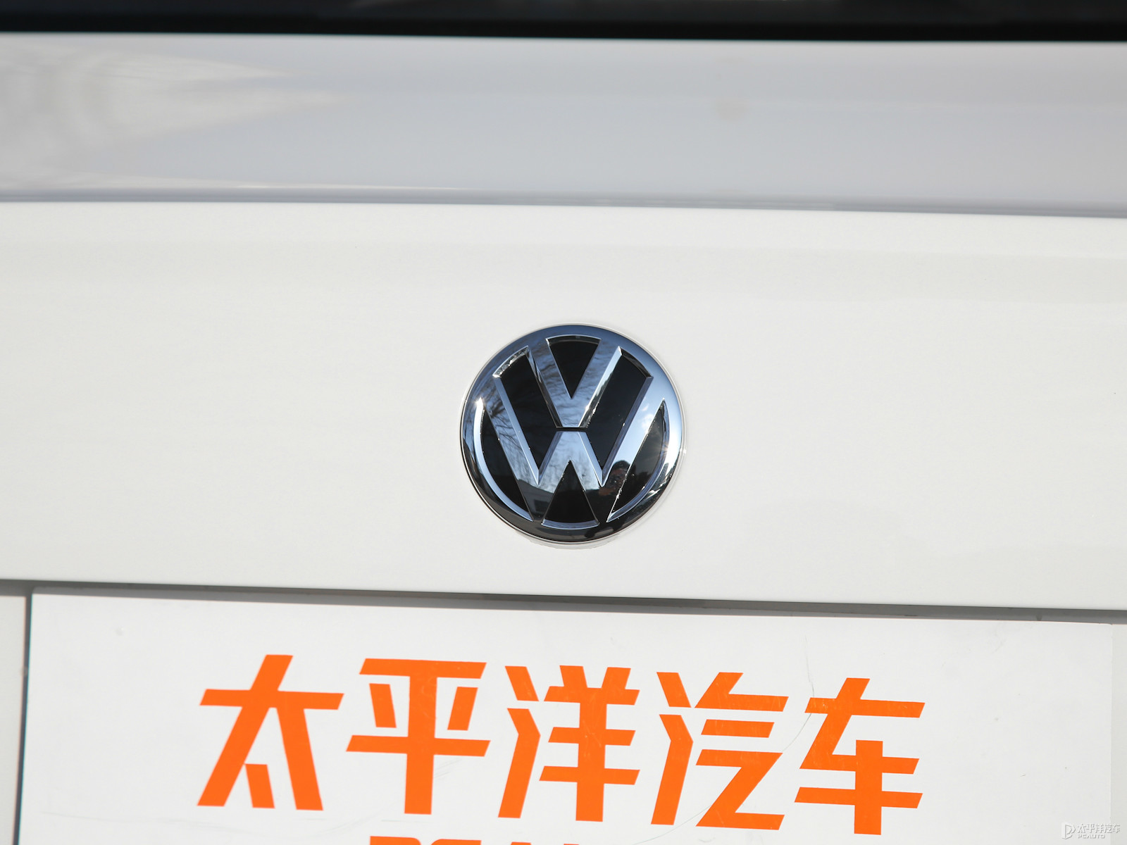 桑塔納外觀高清大圖