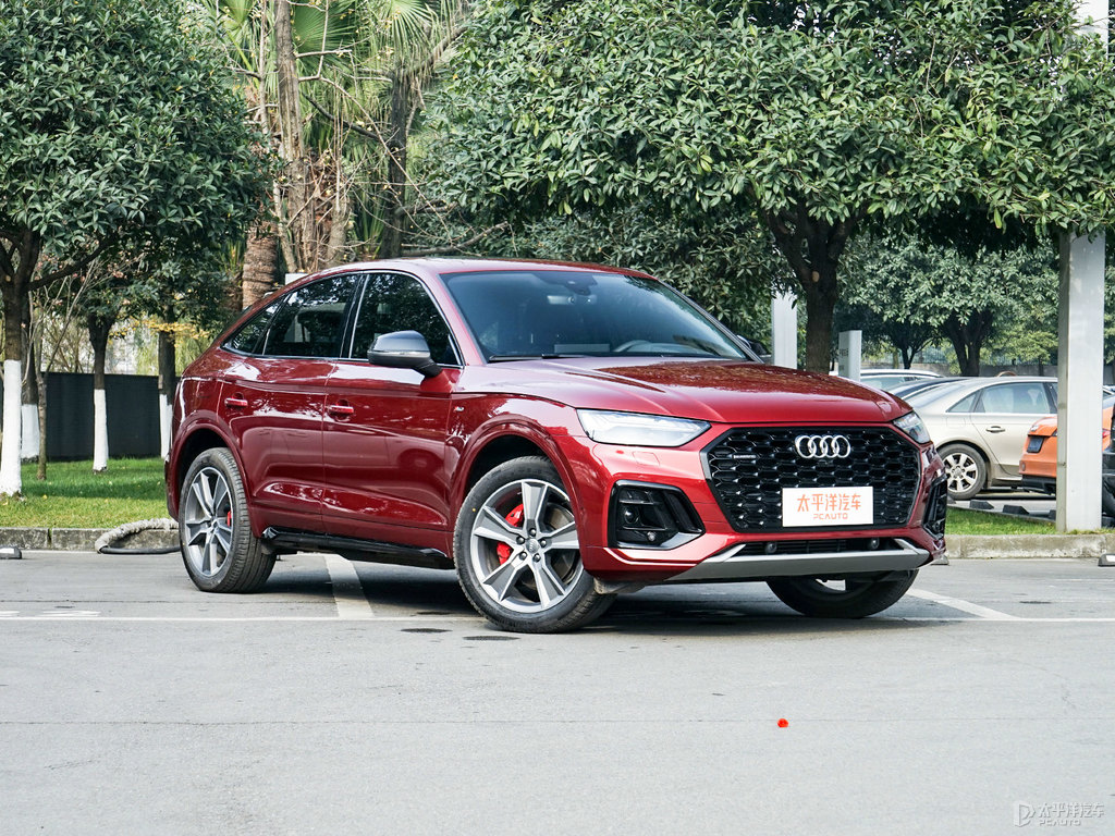 斗牛士紅奧迪Q5L Sportback整車外觀外觀圖片