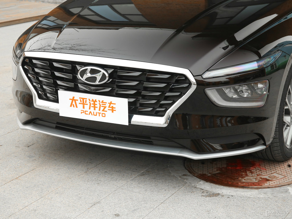 幻影黑名圖車頭外觀圖片