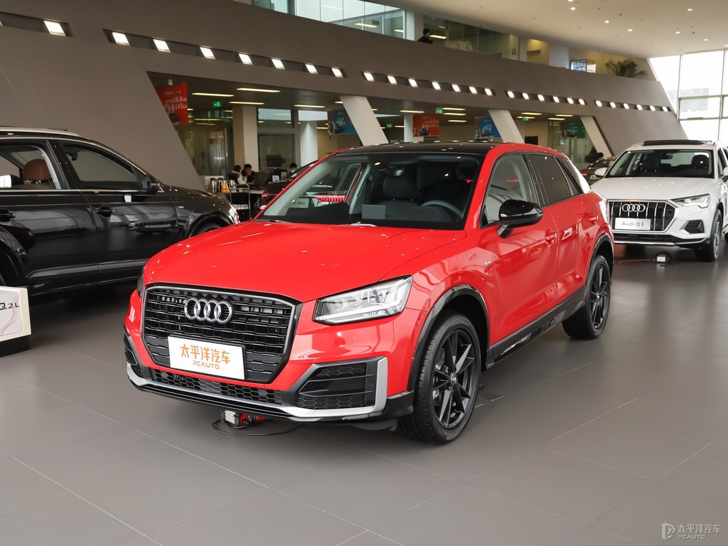 探戈紅奧迪Q2L整車(chē)外觀(guān)外觀(guān)圖片