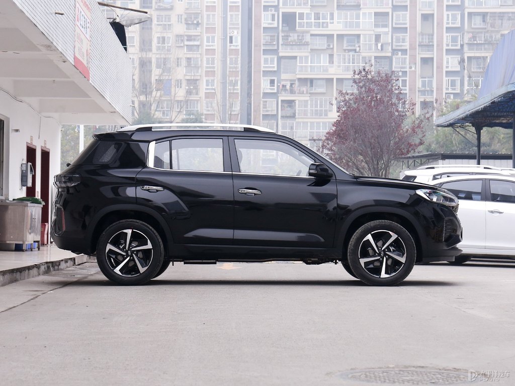 耀夜黑北京現(xiàn)代ix35整車外觀外觀圖片