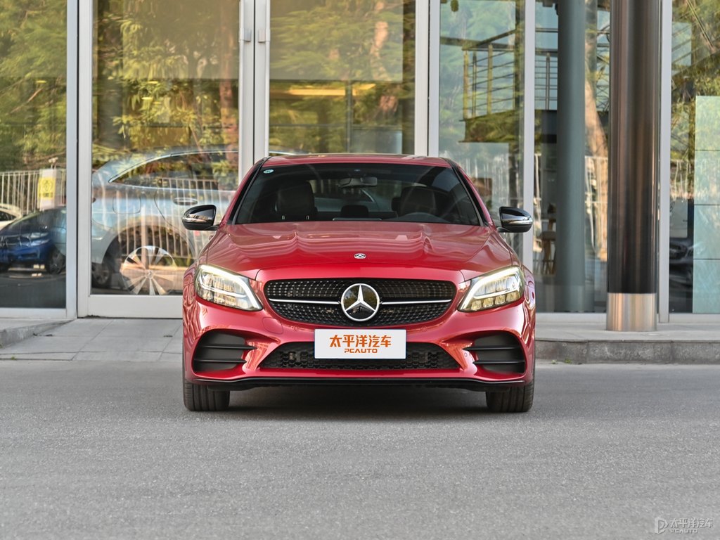 鋯英石紅奔馳C級整車外觀外觀圖片