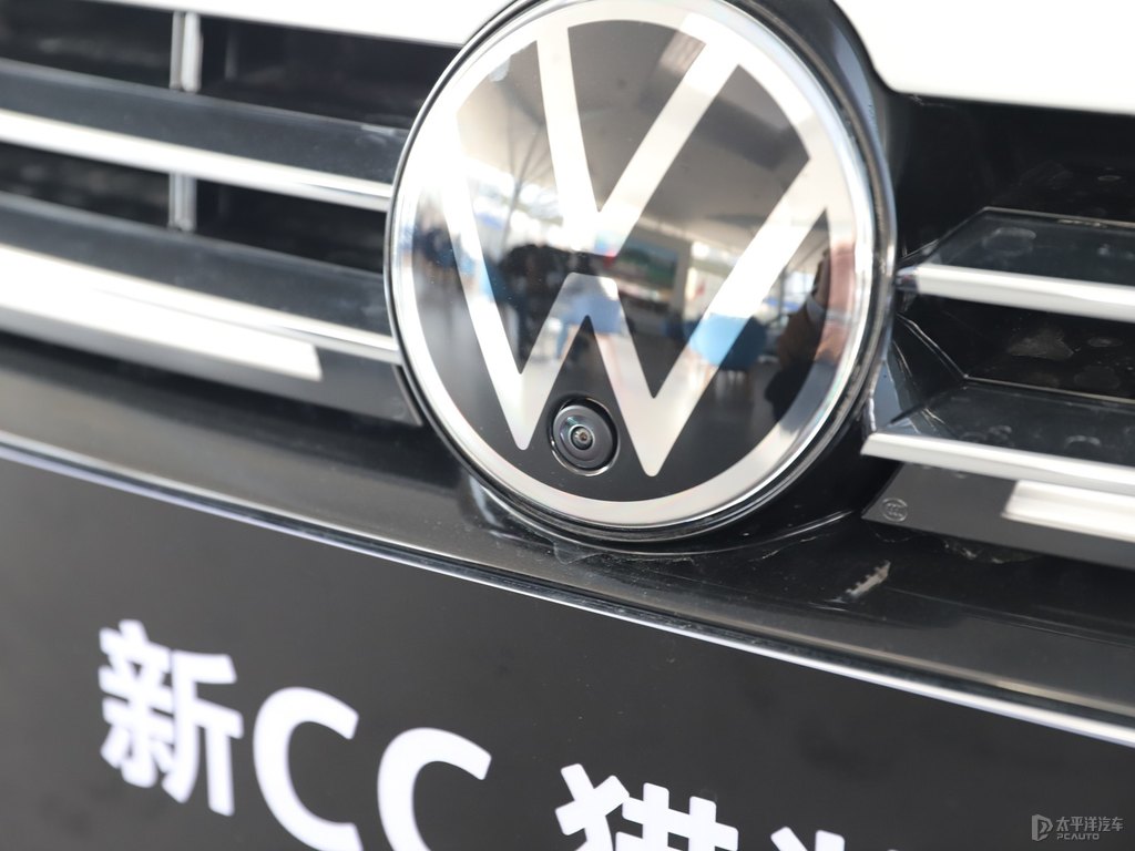 極地白大眾CC車頭外觀圖片