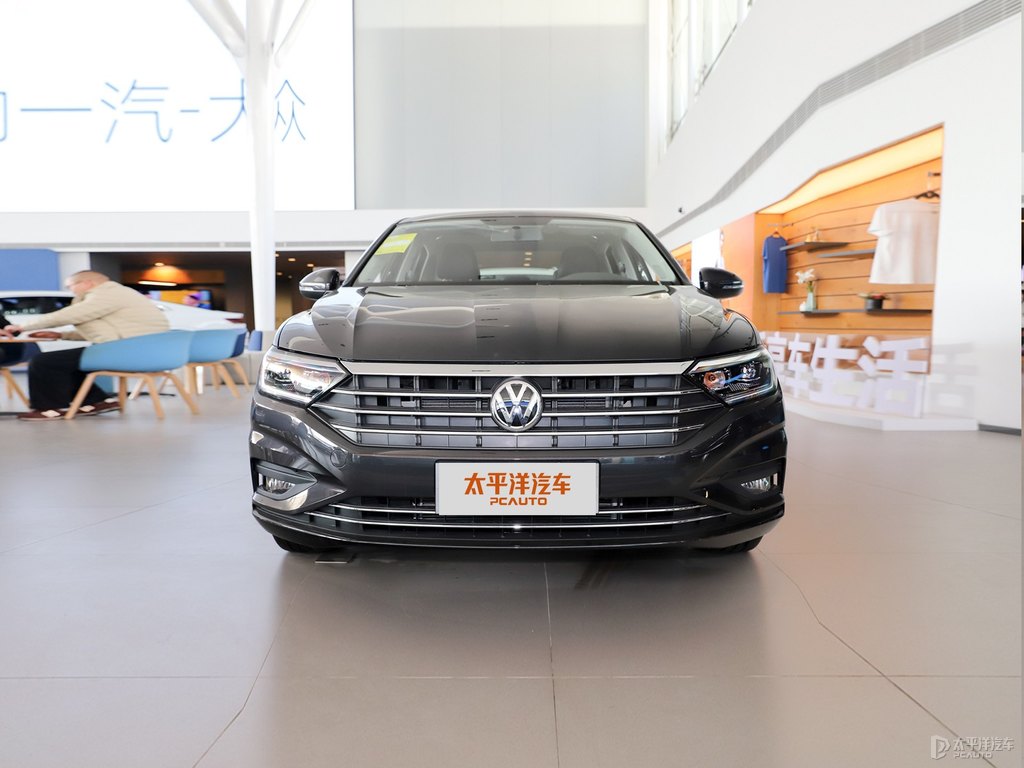 幻影黑邁騰整車外觀外觀圖片