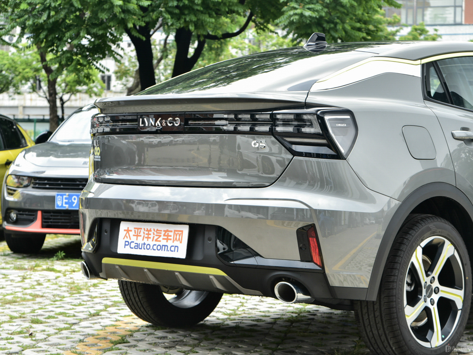領(lǐng)克05外觀高清大圖