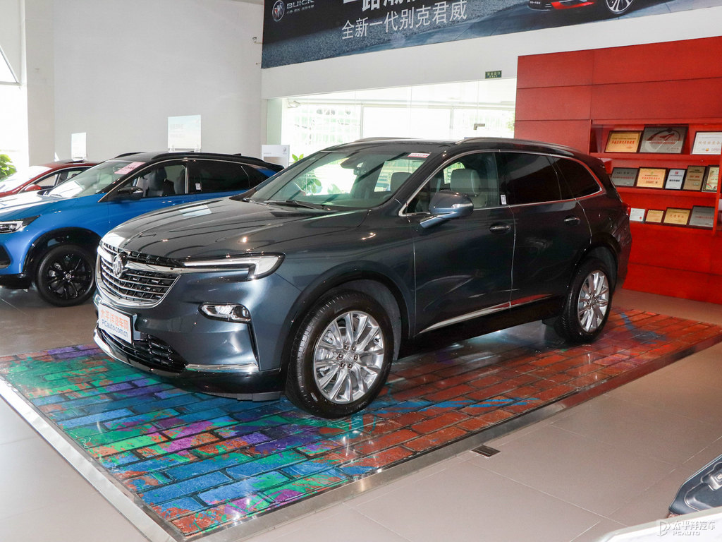 日蝕藍(lán)昂科旗整車外觀外觀圖片