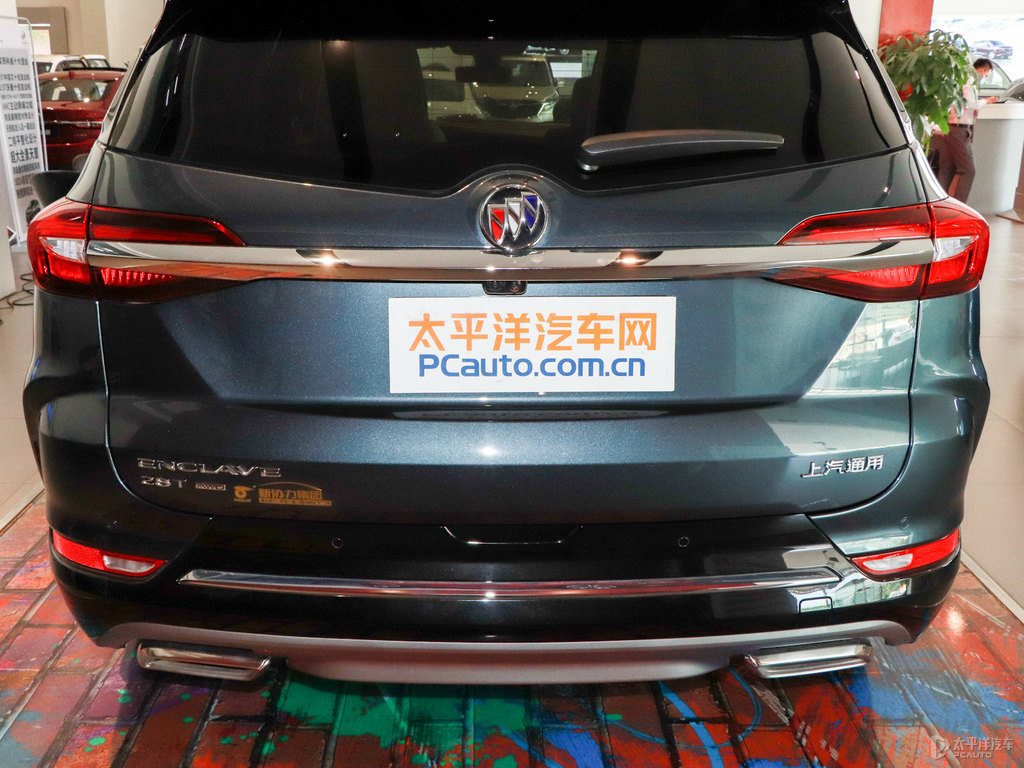 日蝕藍(lán)昂科旗車尾外觀圖片