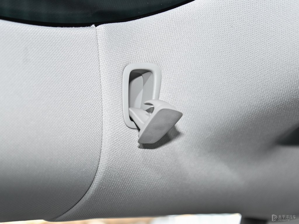 珍珠白Model 3車廂內(nèi)飾圖片