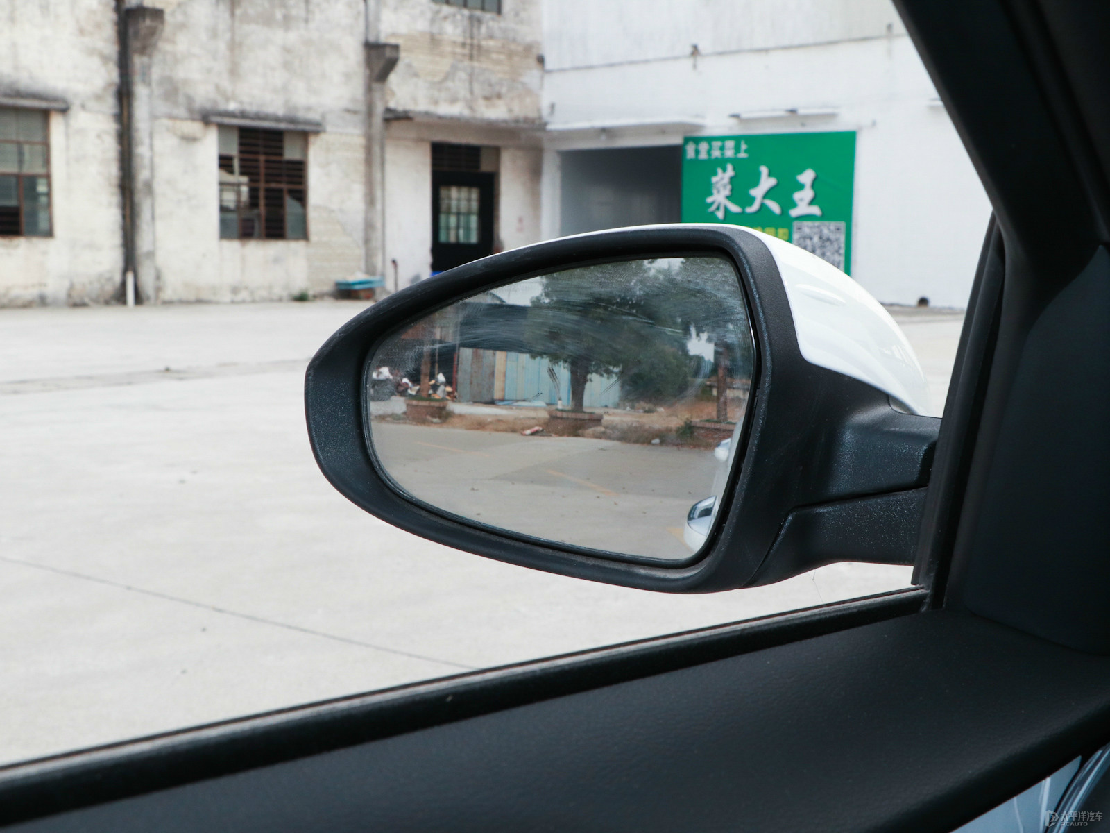 起亞K3外觀高清大圖