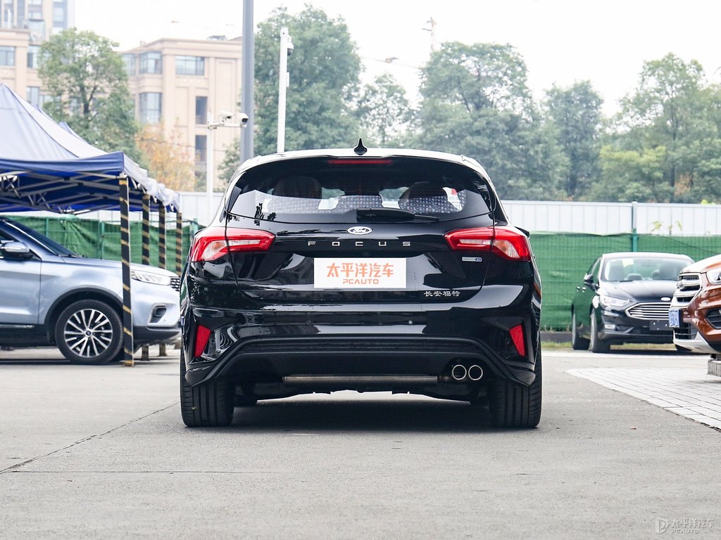 朋克黑福克斯整車外觀外觀圖片