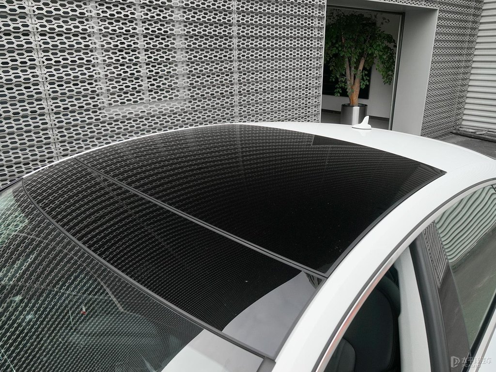 冰川白奧迪A7車身外觀圖片
