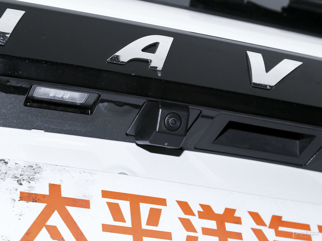 白狗哈弗大狗車尾外觀圖片