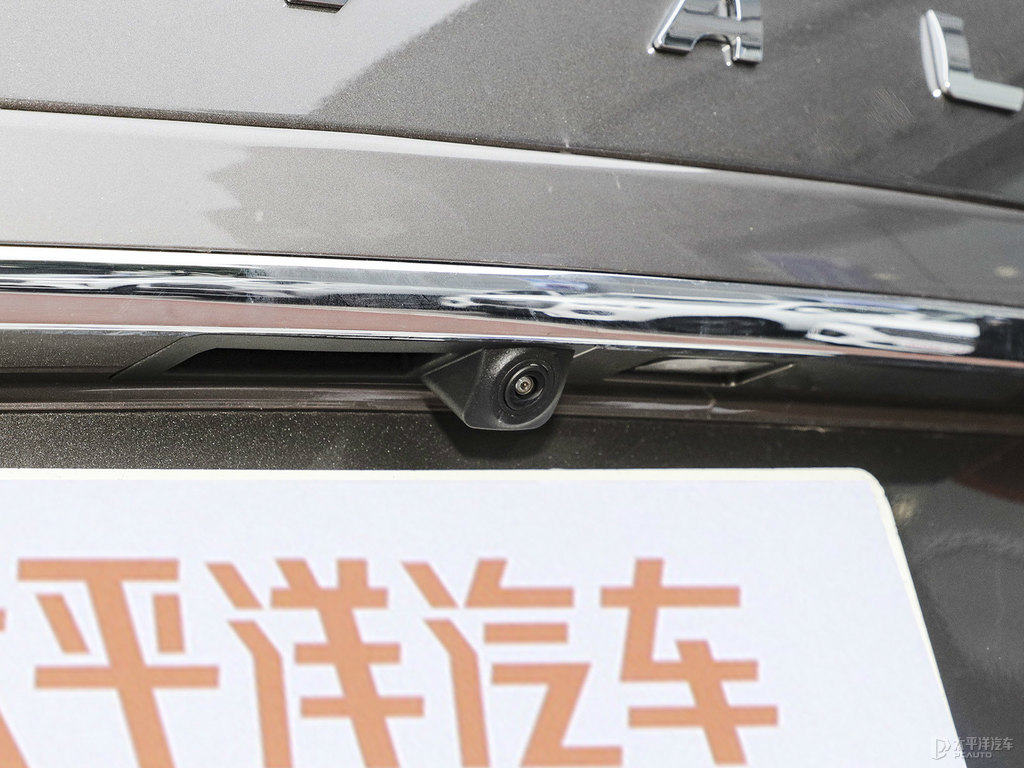 摩登灰哈弗H6車尾外觀圖片