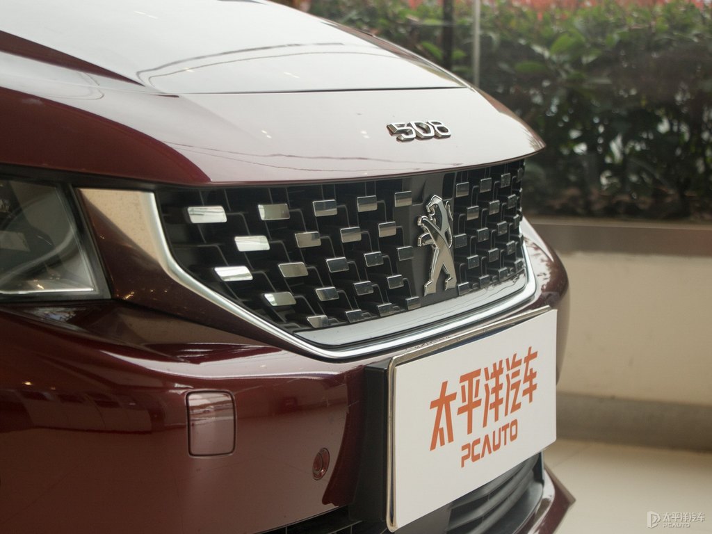 烈火紅標致508車頭外觀圖片