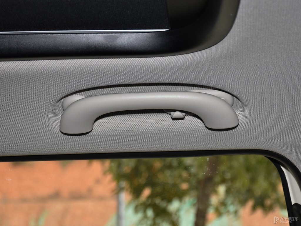 胡椒白MINI CLUBMAN車廂內(nèi)飾圖片