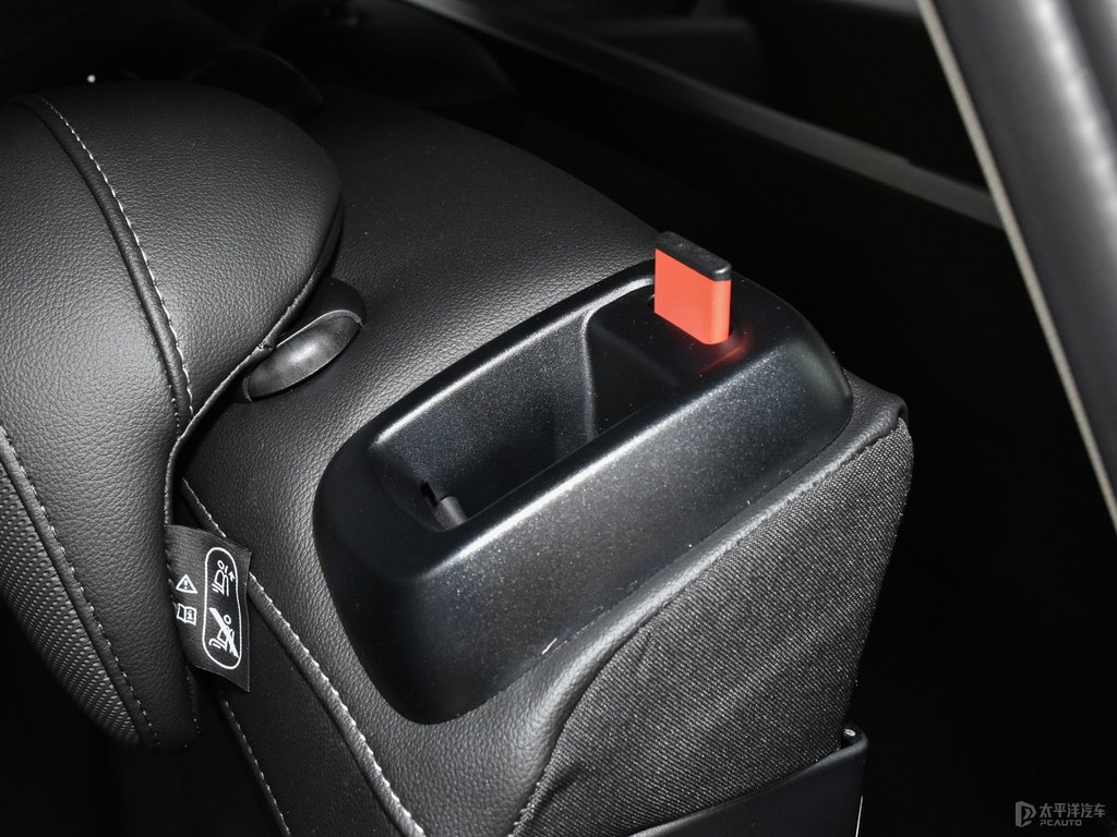 胡椒白MINI CLUBMAN座椅內(nèi)飾圖片