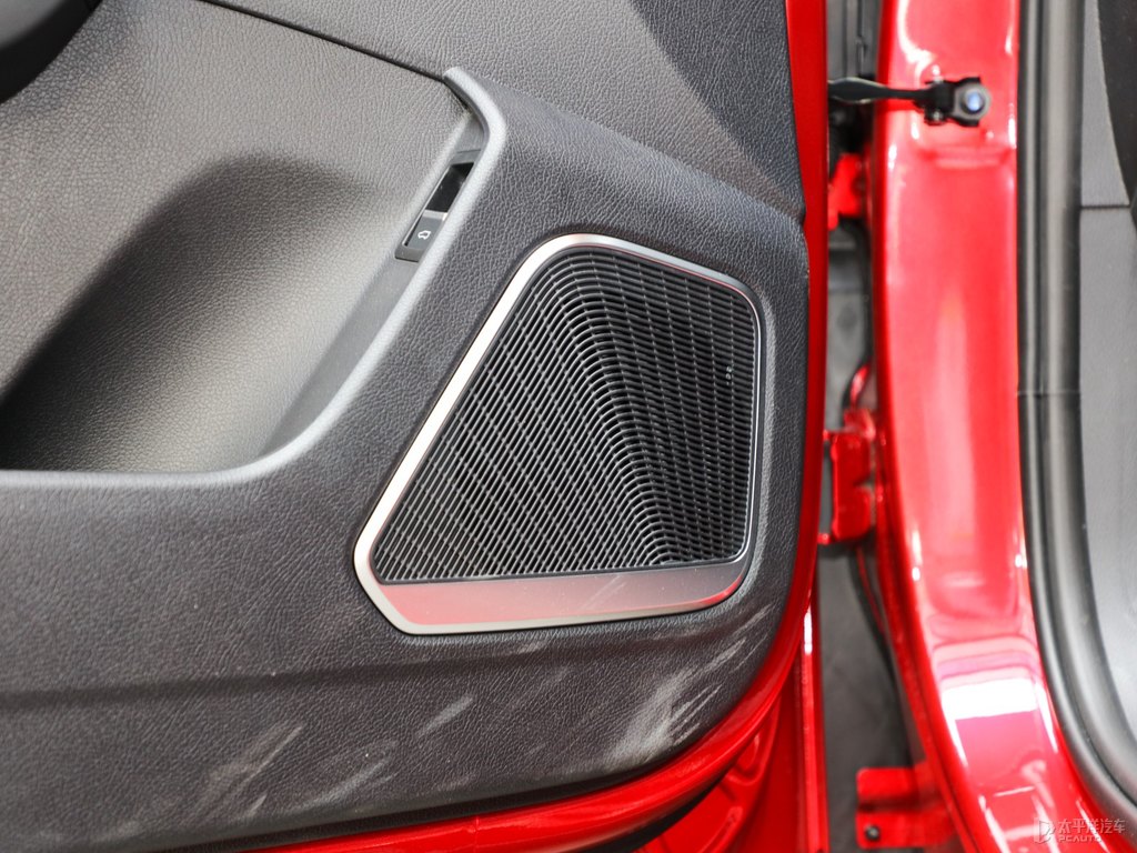 赤帝紅宋Pro車廂內(nèi)飾圖片