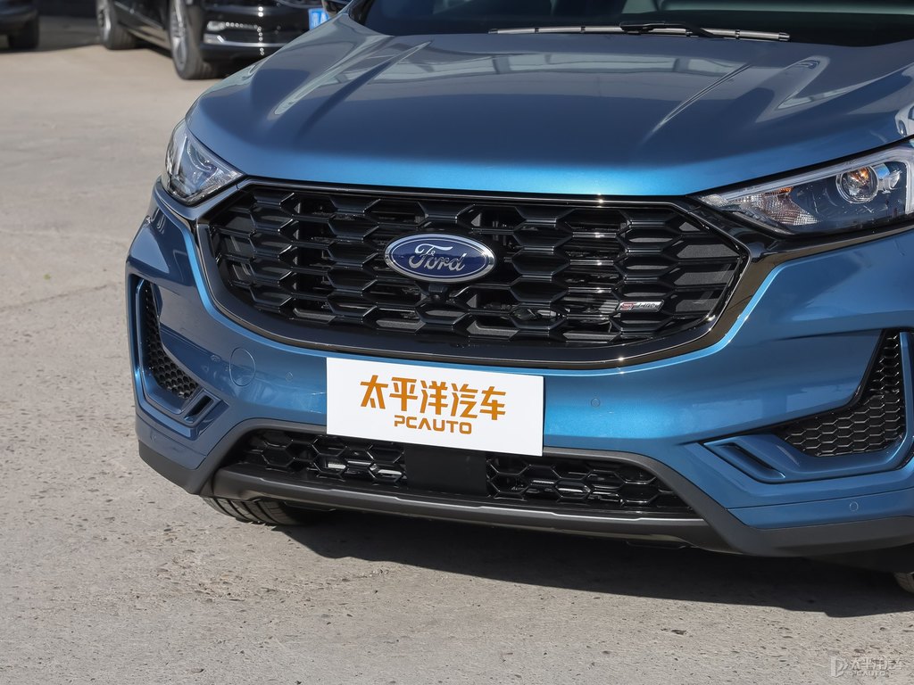 性能藍(lán)銳界L車頭外觀圖片