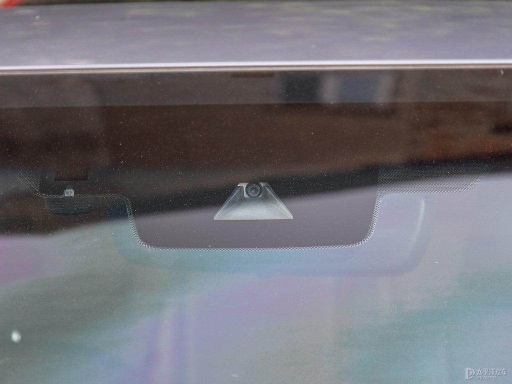 水銀灰云母色雷克薩斯ES車(chē)身外觀圖片